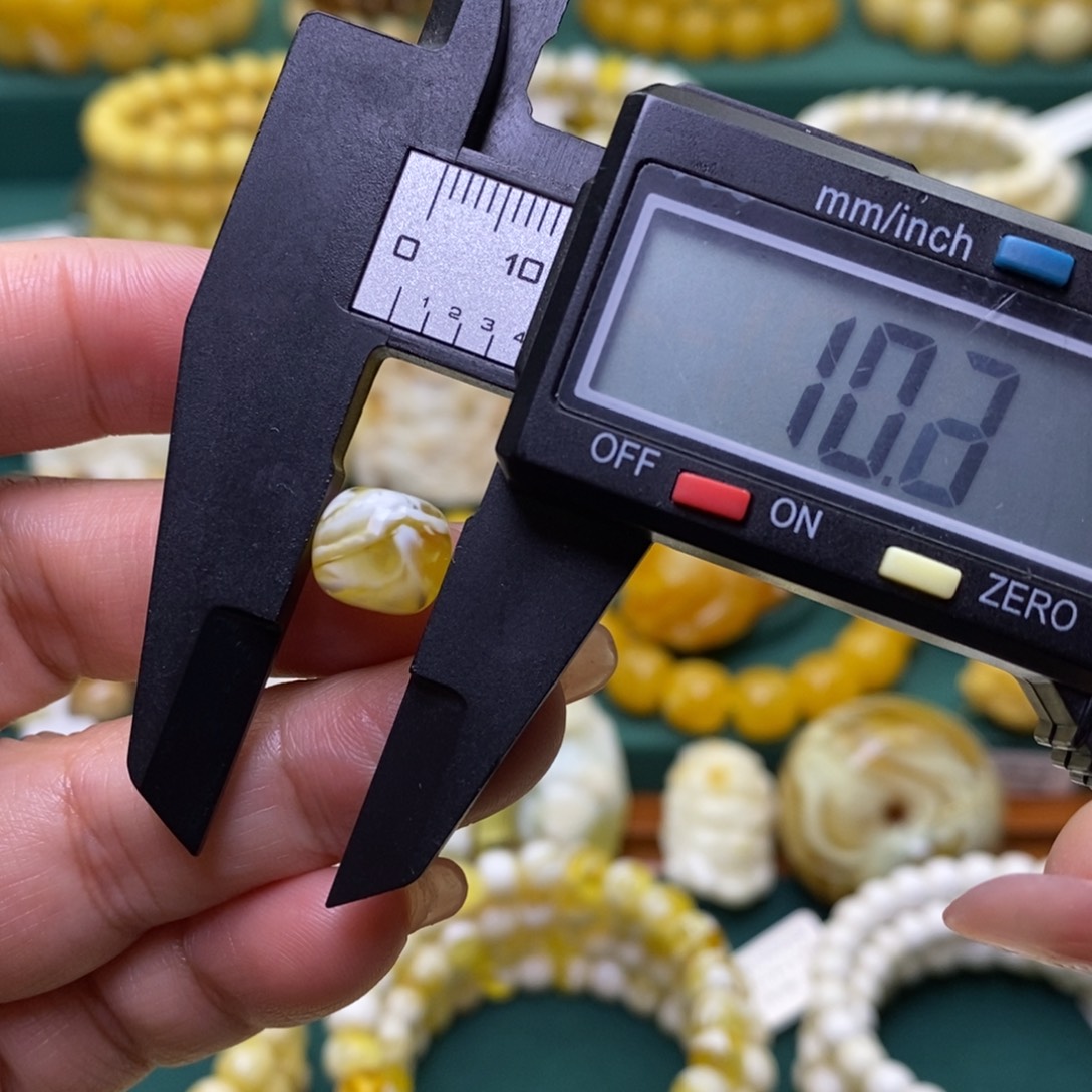 植物珀未镶嵌裸石单珠