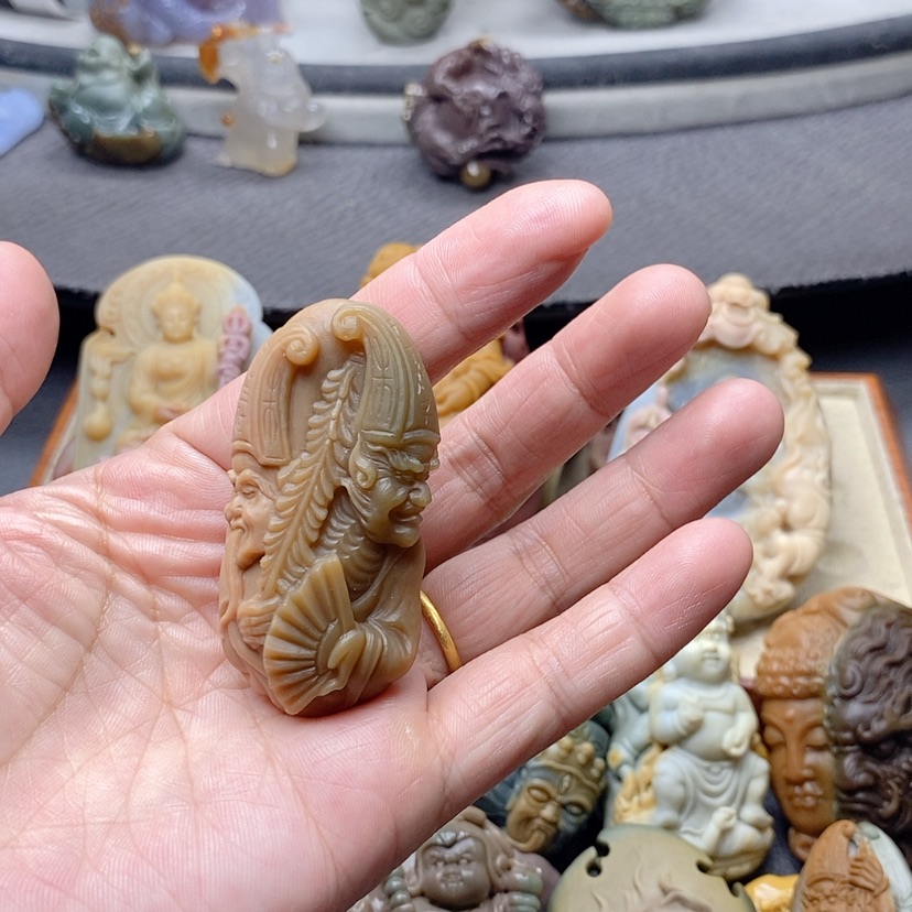 【闪购商品】定制石英质玉吊坠 未镶嵌