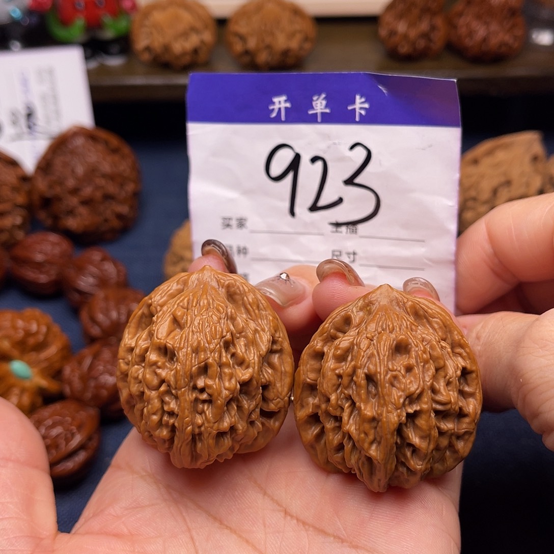 吊坠文玩核桃麦穗虎头37+