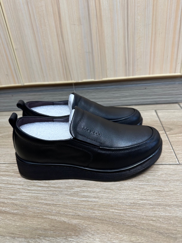 2025年新款低帮女鞋