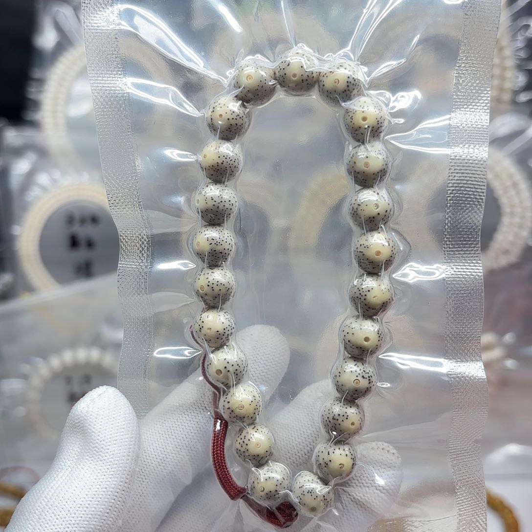 星月菩提吊坠10mm石玉圆珠手持