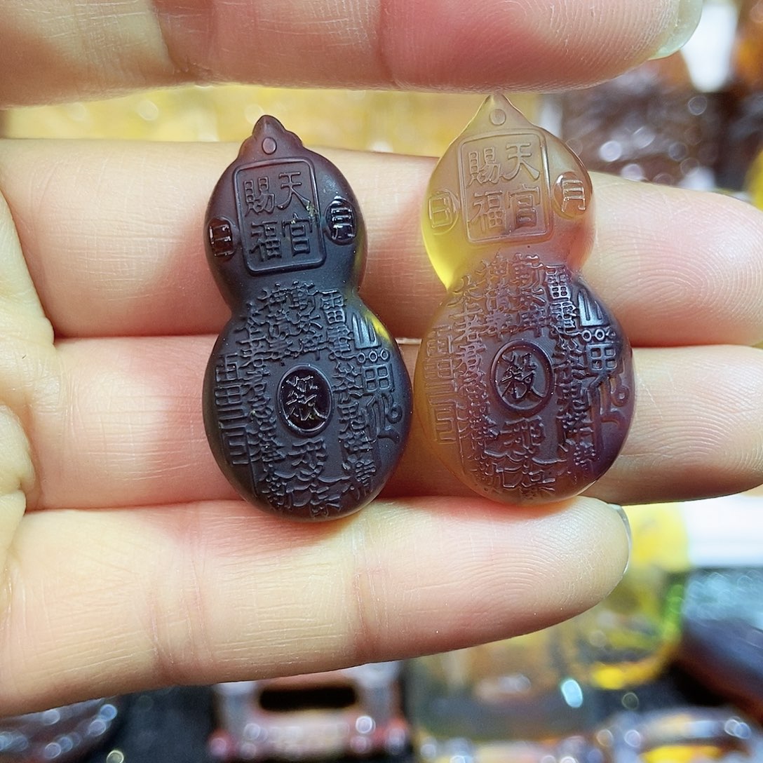 琥珀颈饰未镶嵌天官赐福10号