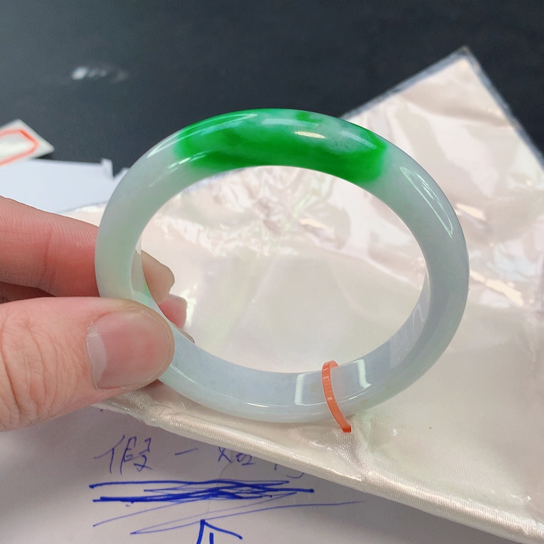 翡翠手镯未镶嵌035缅甸天然翡翠A货