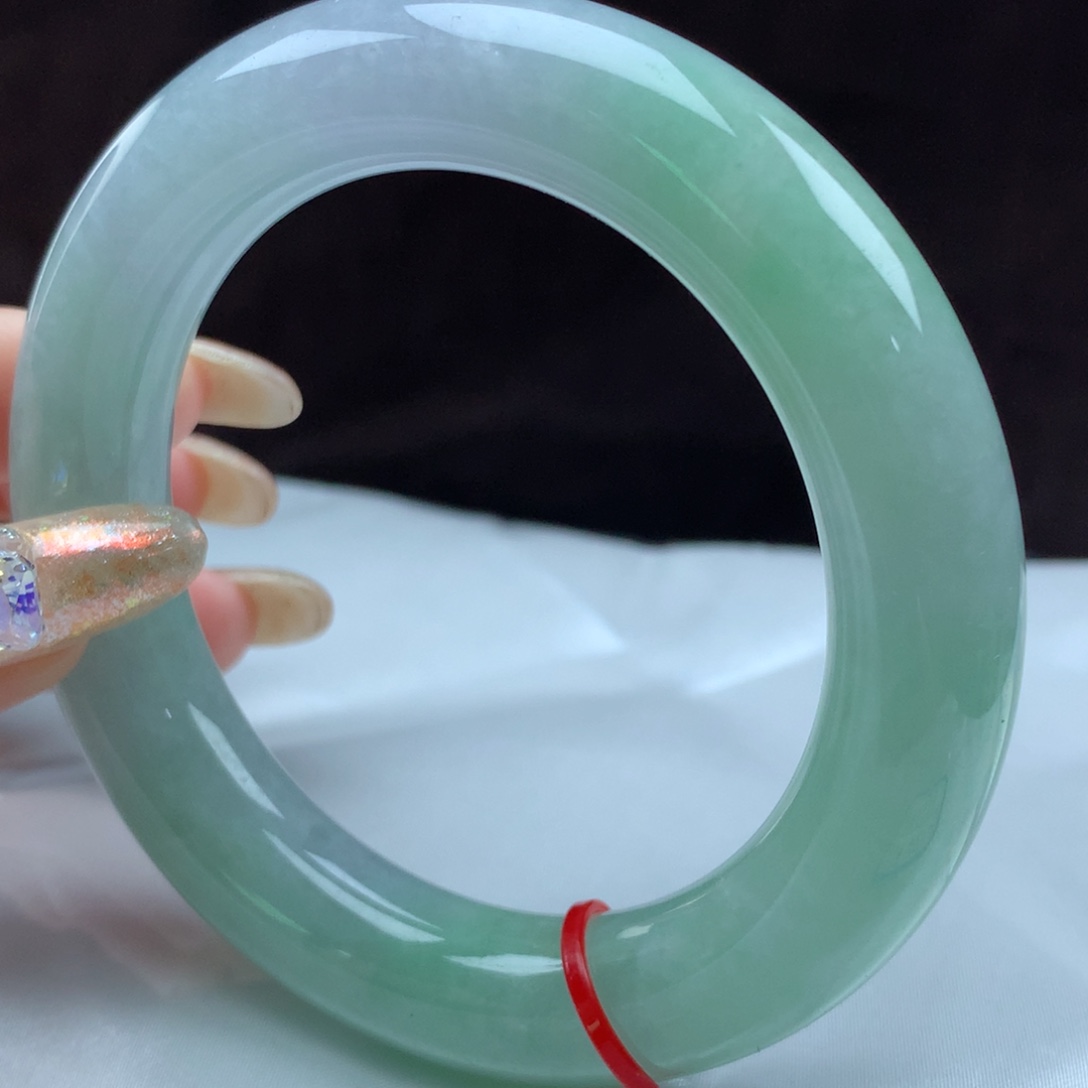 翡翠手镯（圆镯）未镶嵌96616，