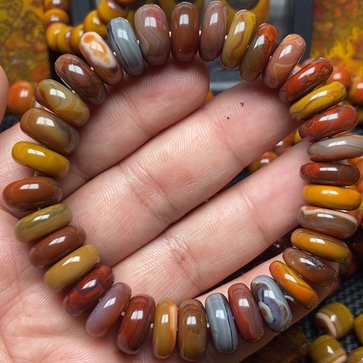 玛瑙/玉髓手串未镶嵌