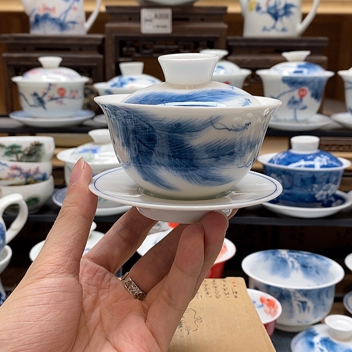 纯手绘鱼戏孔雀翎110cc盖碗釉下彩微瑕福利款