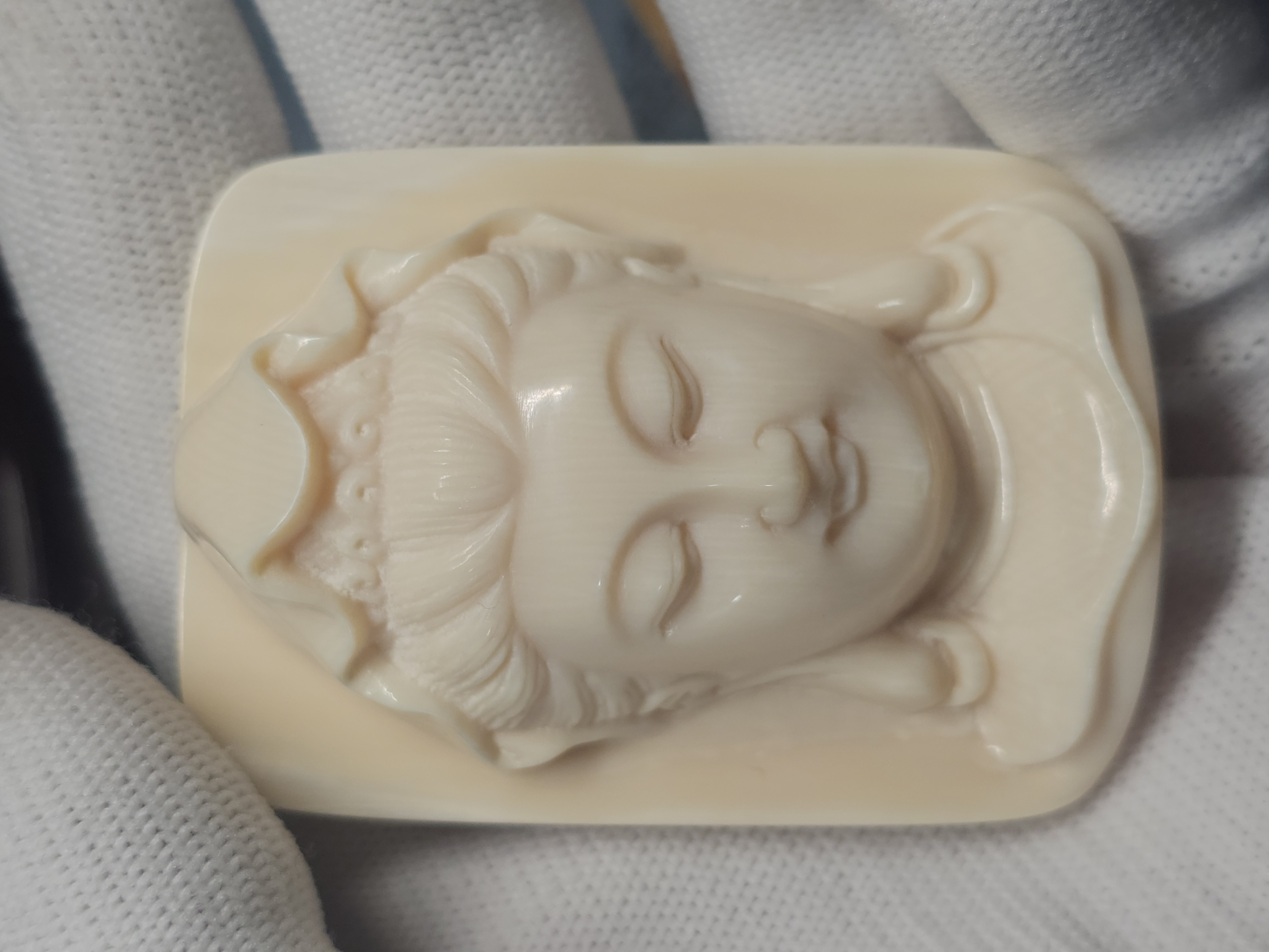 天然猛犸牙手工观音头吊坠