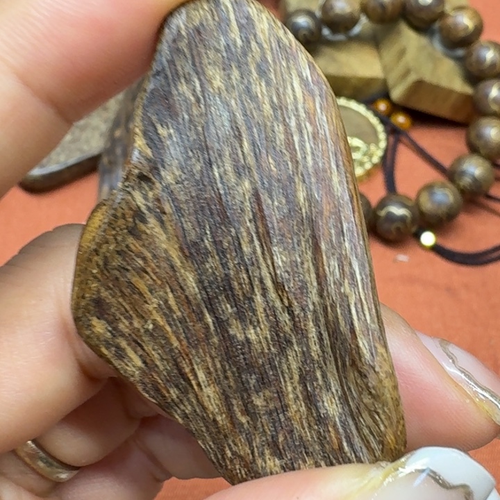 大叶紫檀（黑酸枝木类）