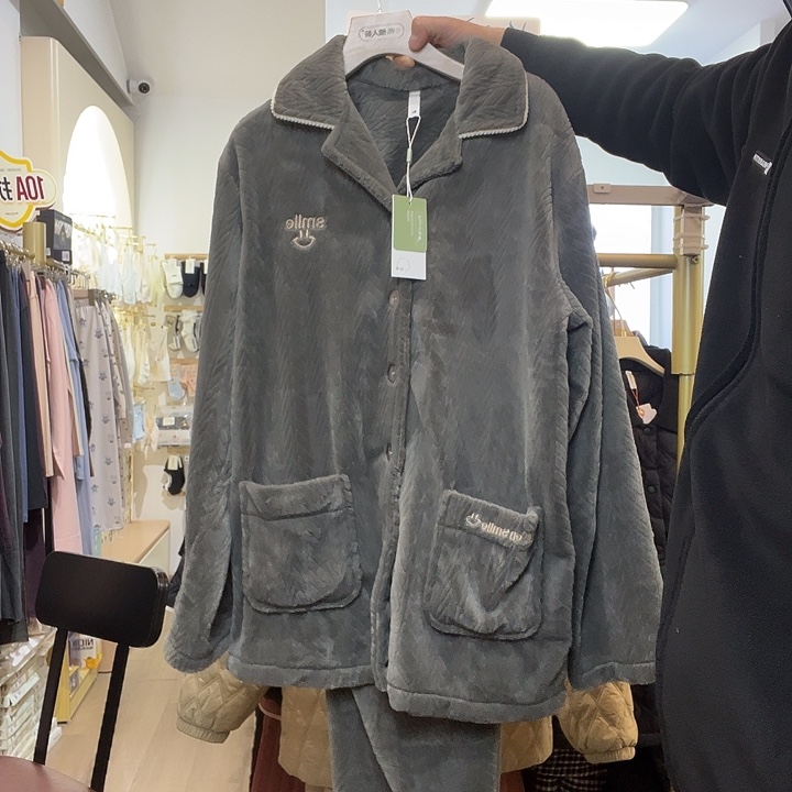 三醋酯纤维45号链接珊瑚绒男款原价168，现价99