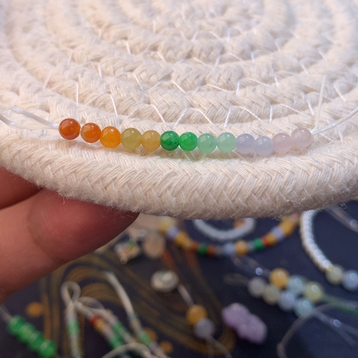 翡翠散珠彩虹糖果