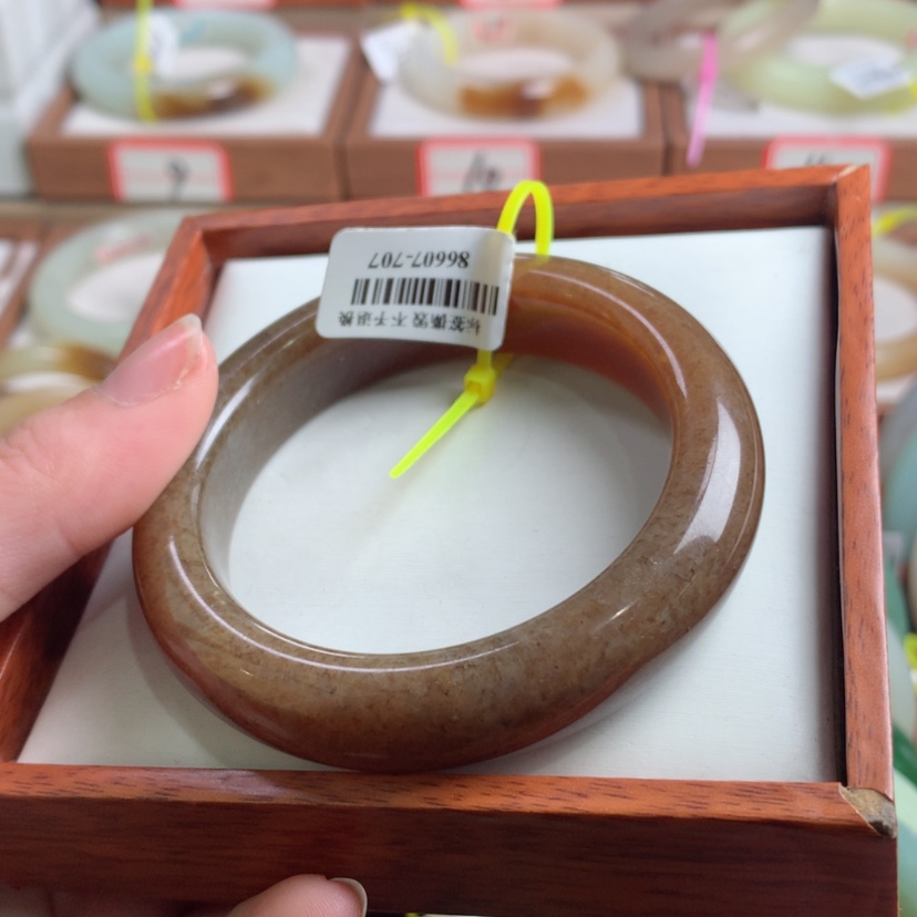 【闪购商品】和田玉手镯未镶嵌