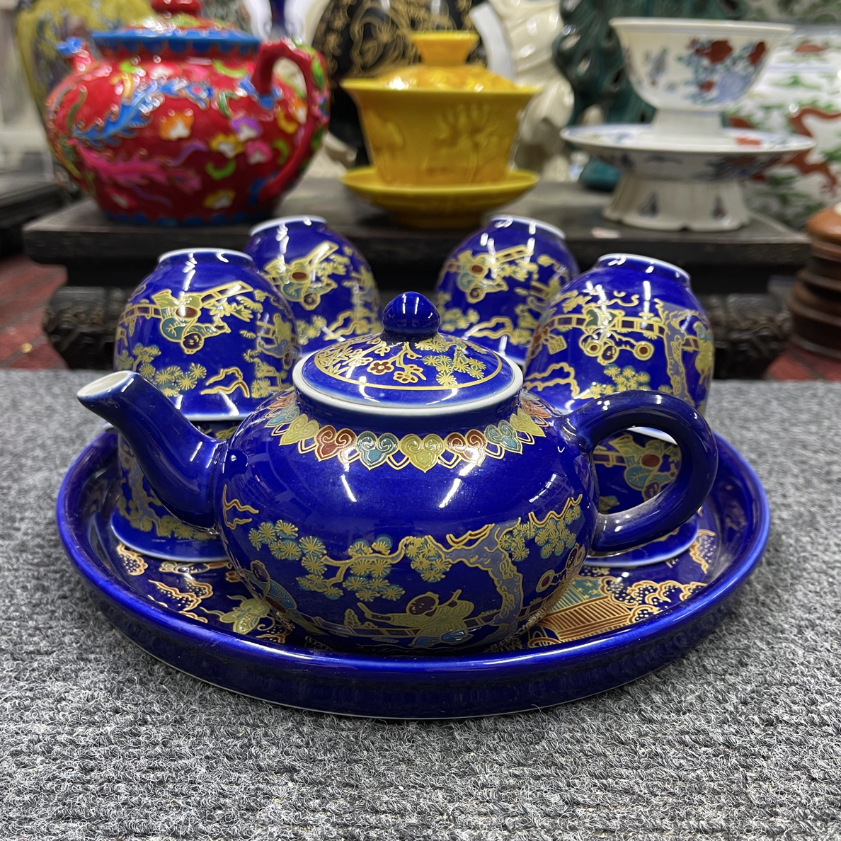 霁蓝釉描金婴戏茶壶茶杯茶具
