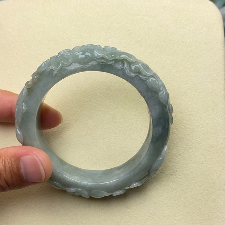 翡翠未镶嵌手镯54.5圈喜上眉梢