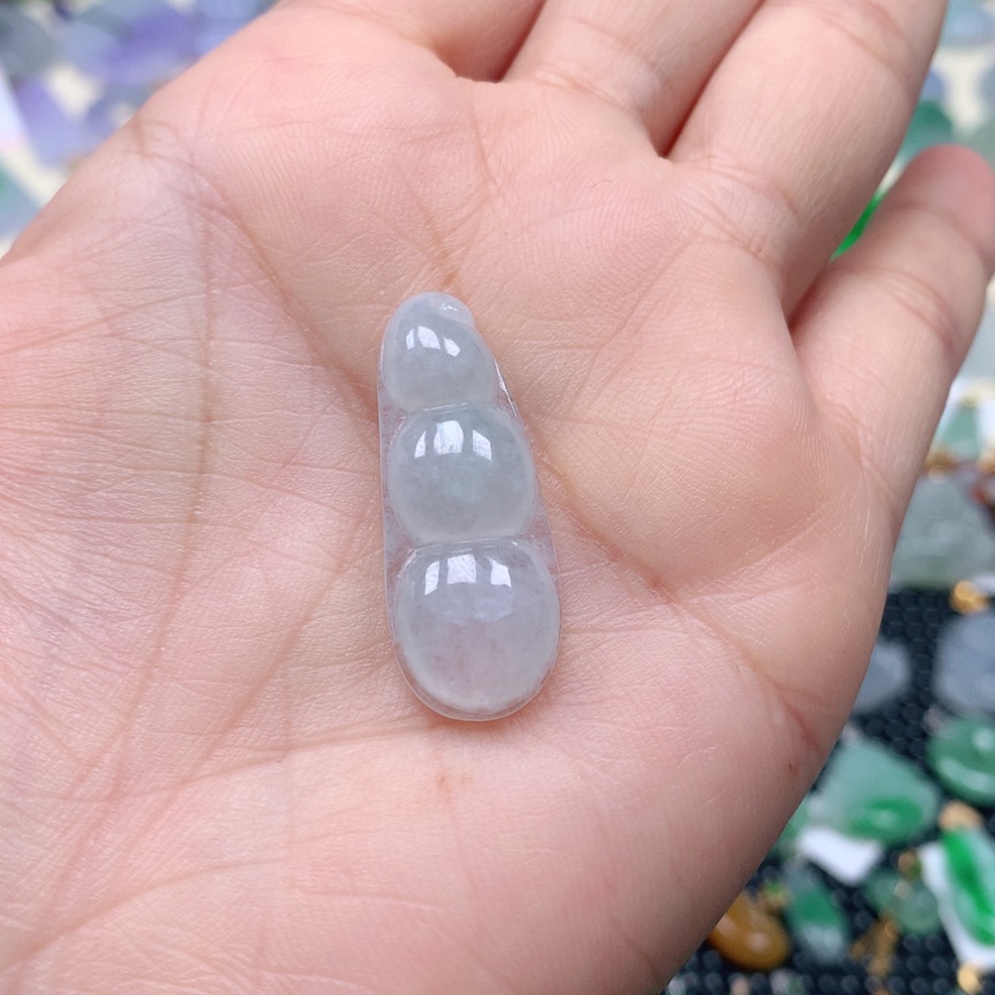 【闪购商品】翡翠吊坠(不含链)未镶嵌小**妞