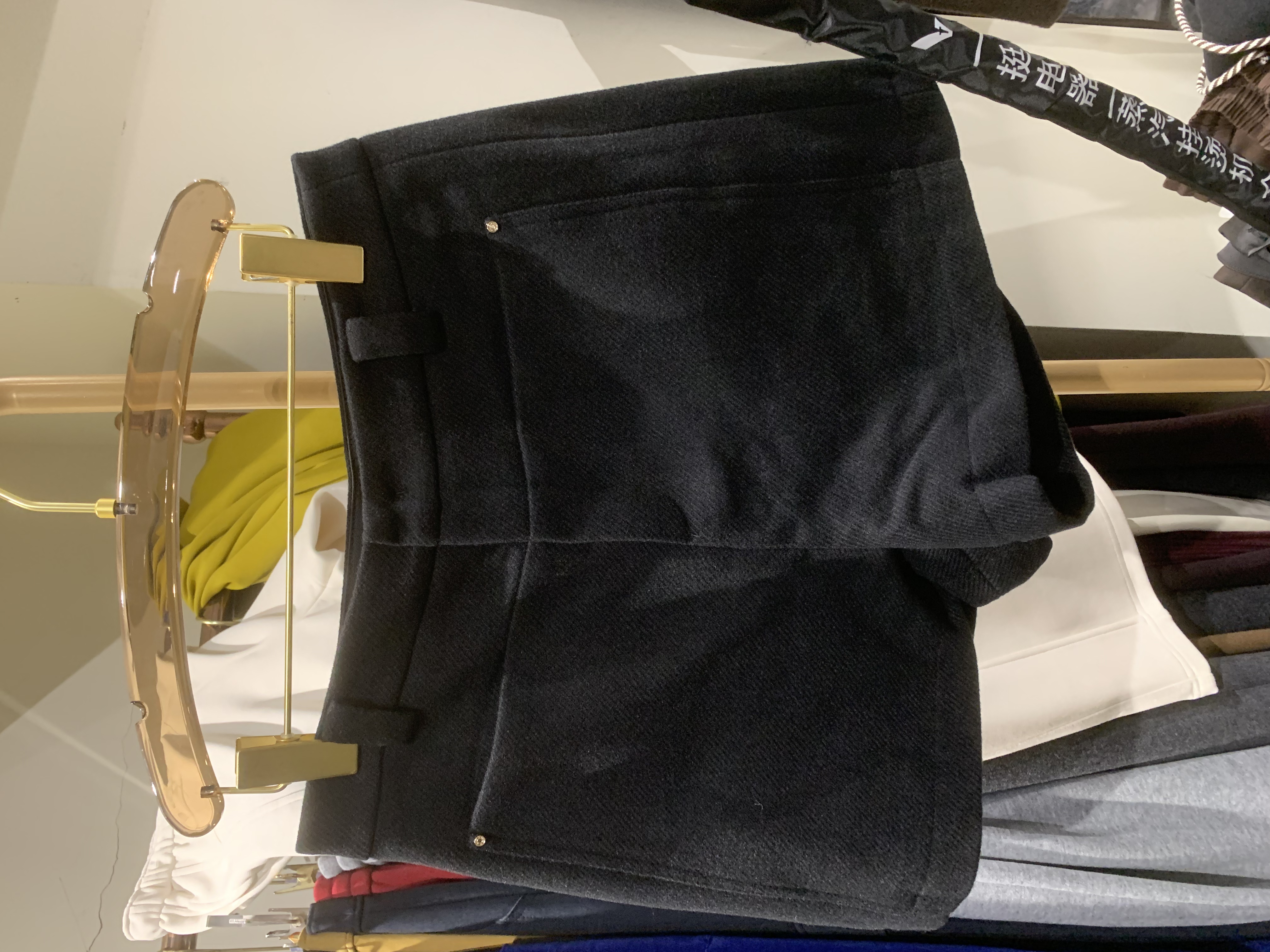 18090 休闲风短裤厚款百搭纯色秋冬时尚打底裤毛呢