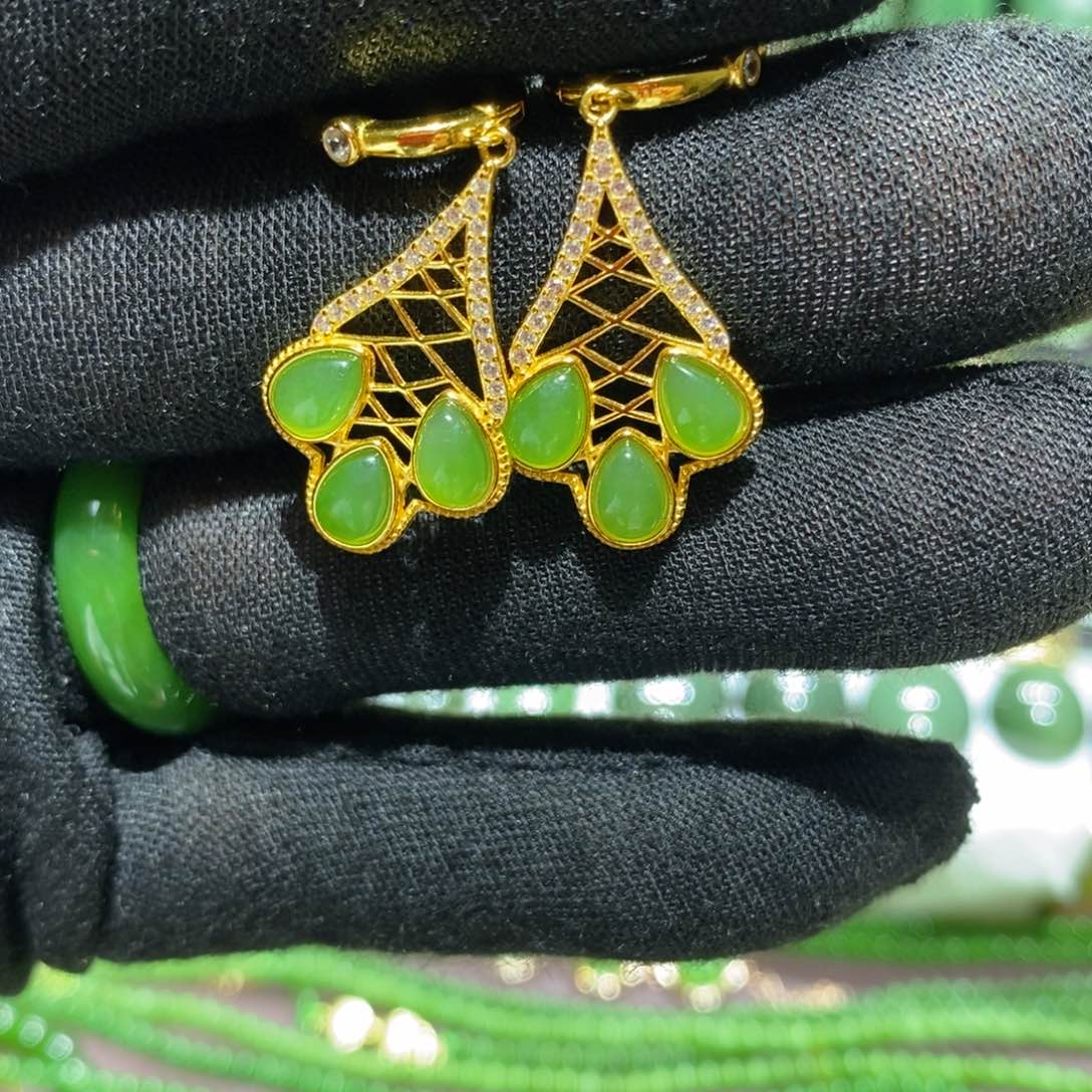 手链未镶嵌和田玉（碧玉）