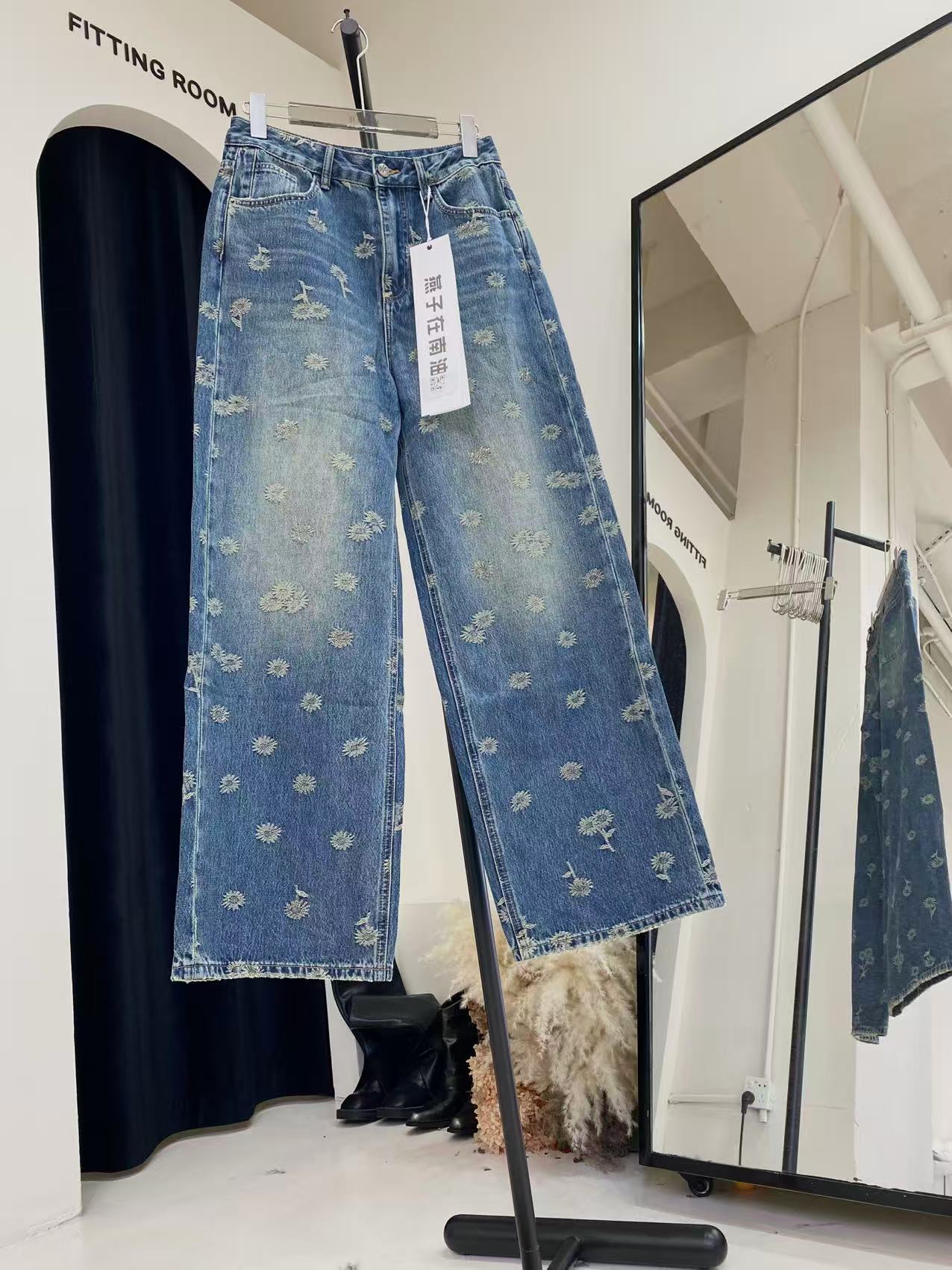 【M。C米尺】向日葵提花烫钻牛仔阔腿裤35090