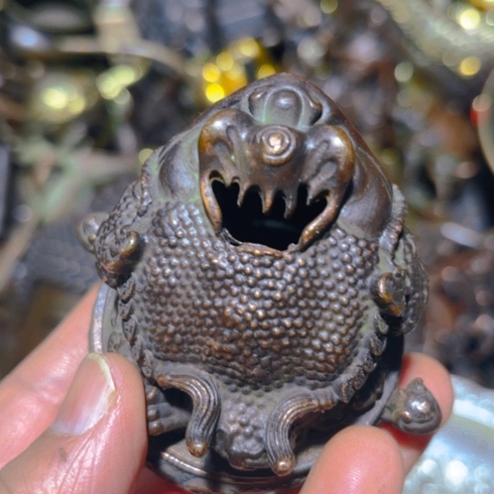 铜的。全清了一件不留