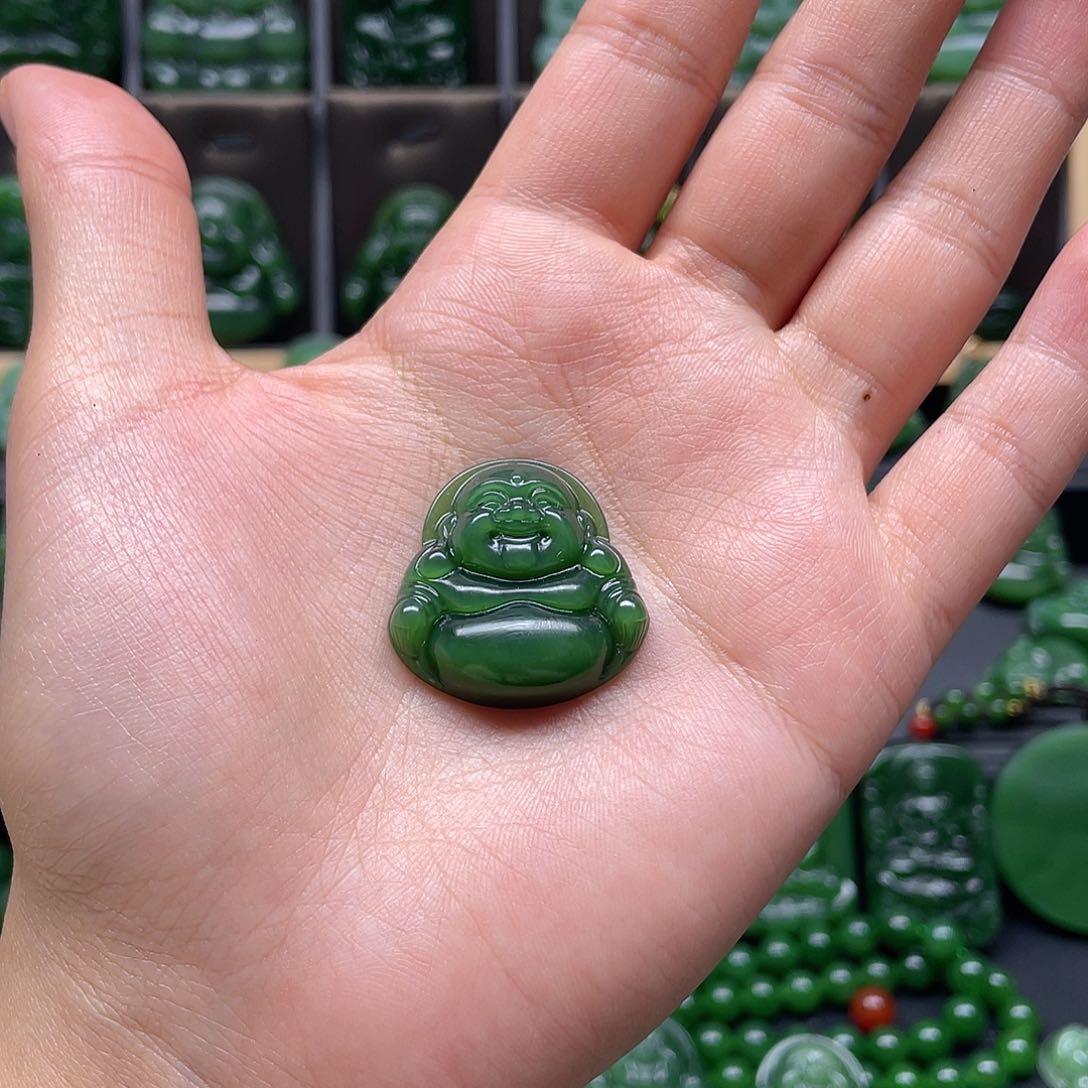 和田玉吊坠未镶嵌