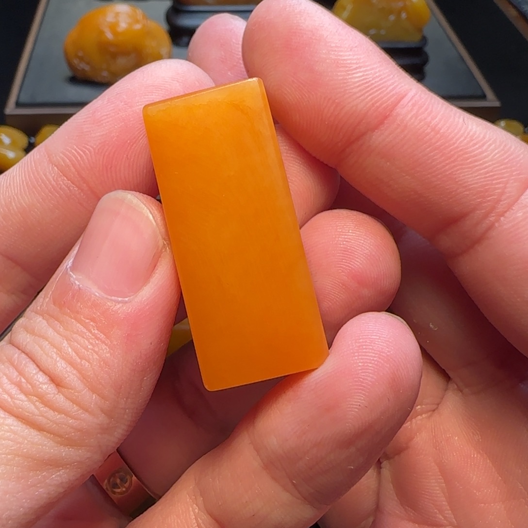 田黄石不*寿山田黄石