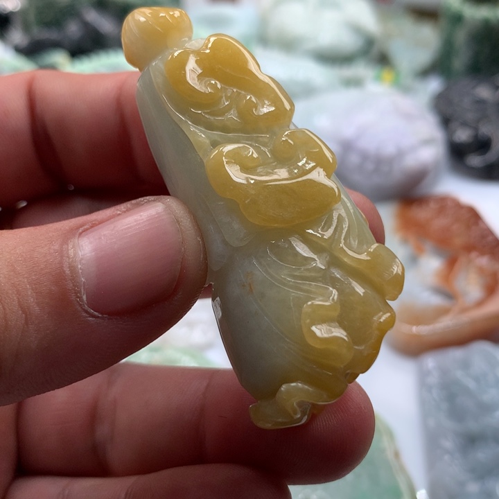 翡翠未镶嵌颈饰保真天然a货翡翠