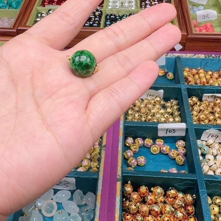 非遗传承手工铜扣圆珠