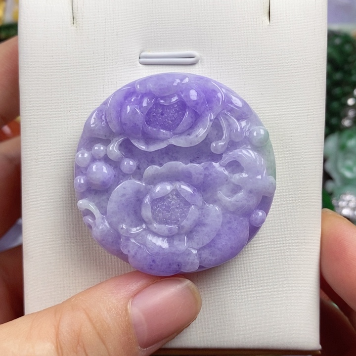 小***妈吊坠(赠链)未镶嵌翡翠