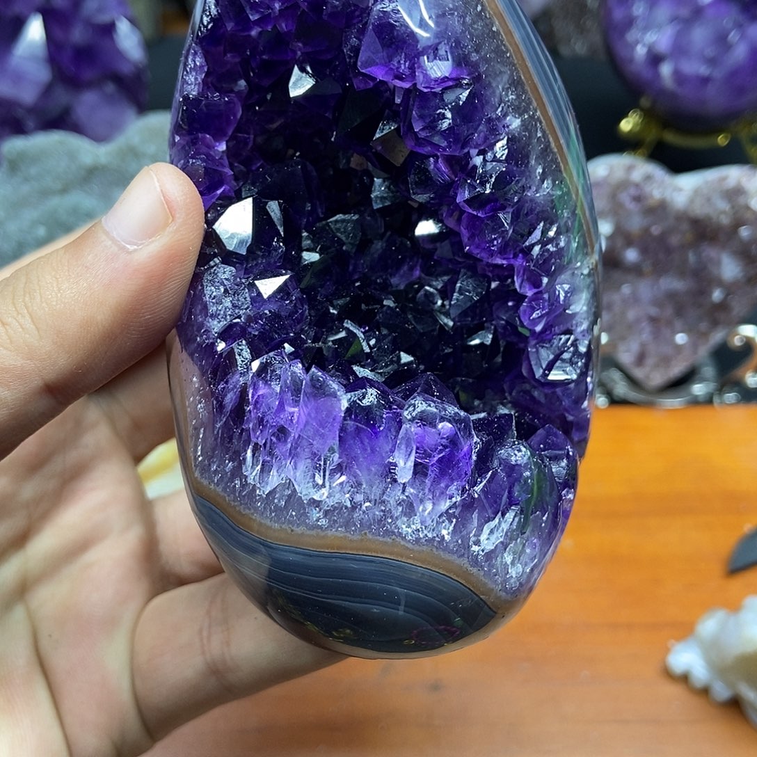 未镶嵌水晶大型摆件（非配饰）