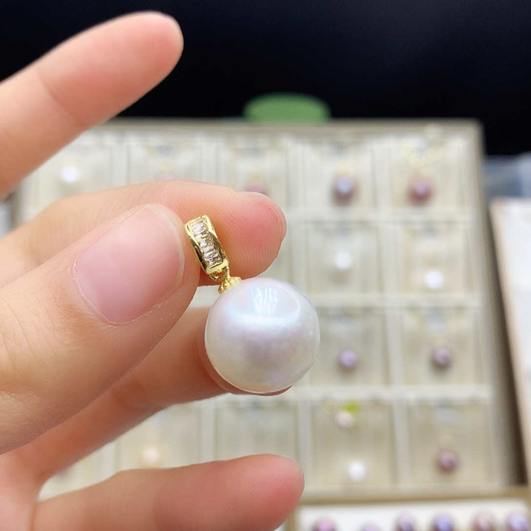 淡水珍珠颈饰合金