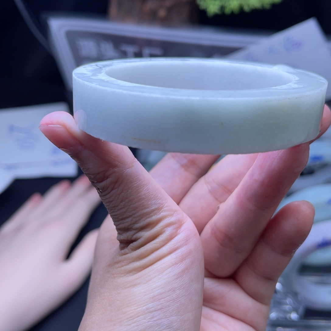 定制翡翠未镶嵌手镯翡翠