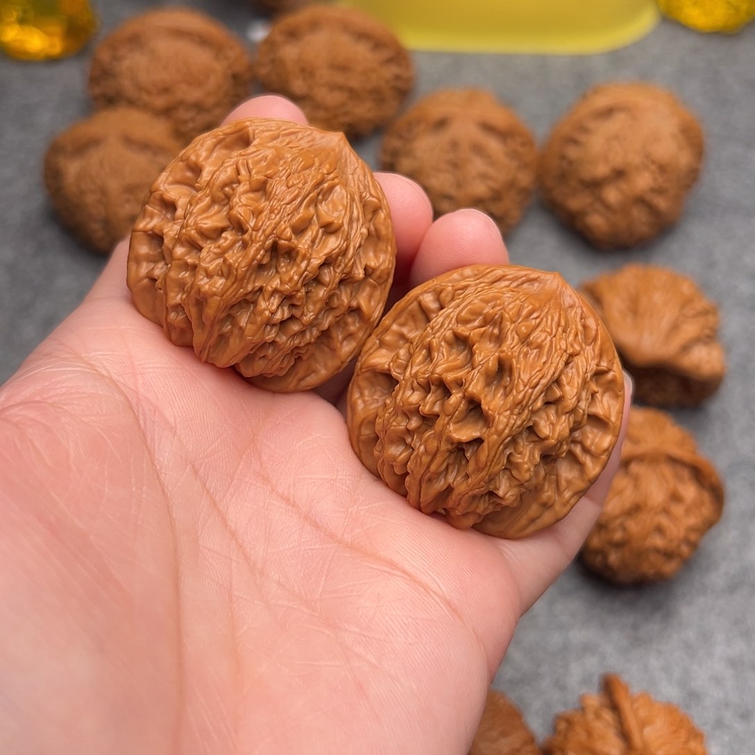 文玩核桃把件精品麦穗虎40