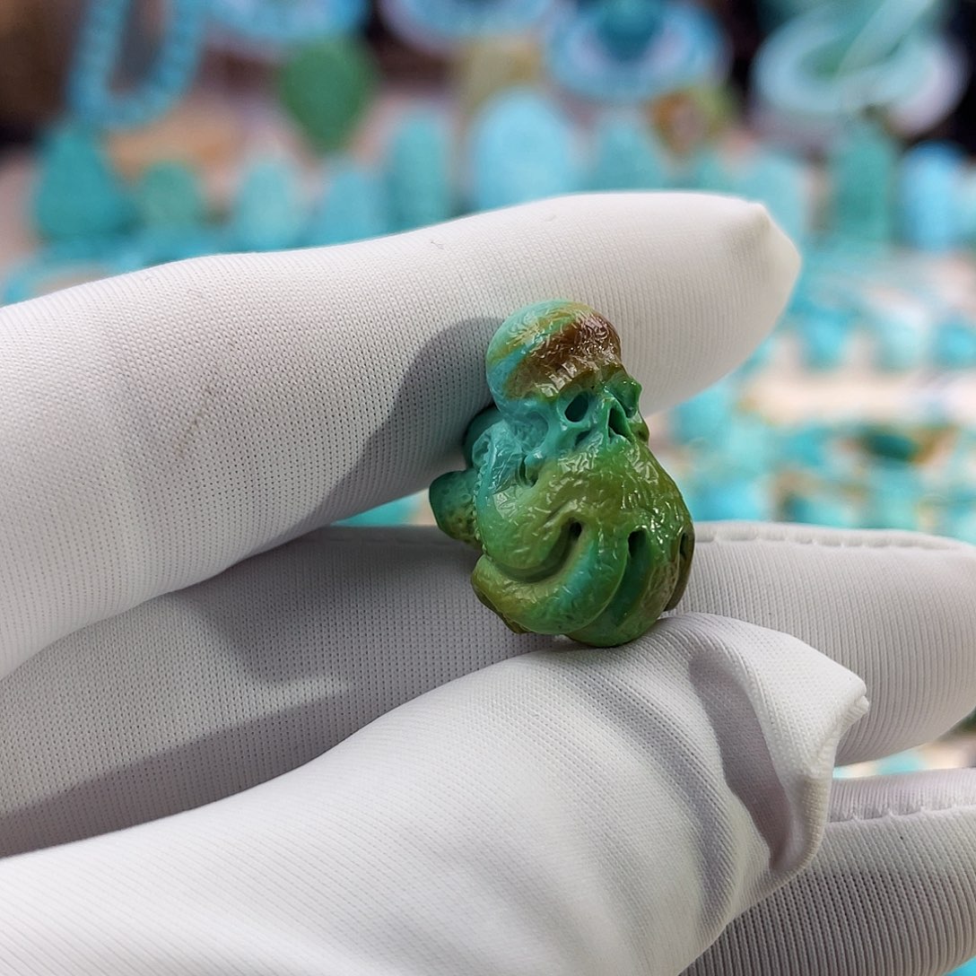 绿松石珠宝奇石未镶嵌拽**v