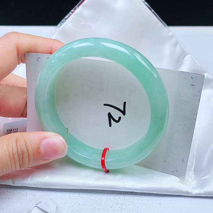 翡翠手镯未镶嵌53+正圈