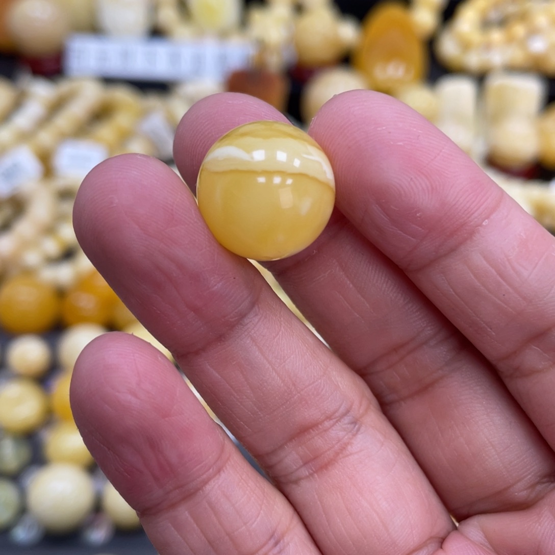 琥珀珠宝奇石未镶嵌16.3mm瑕疵