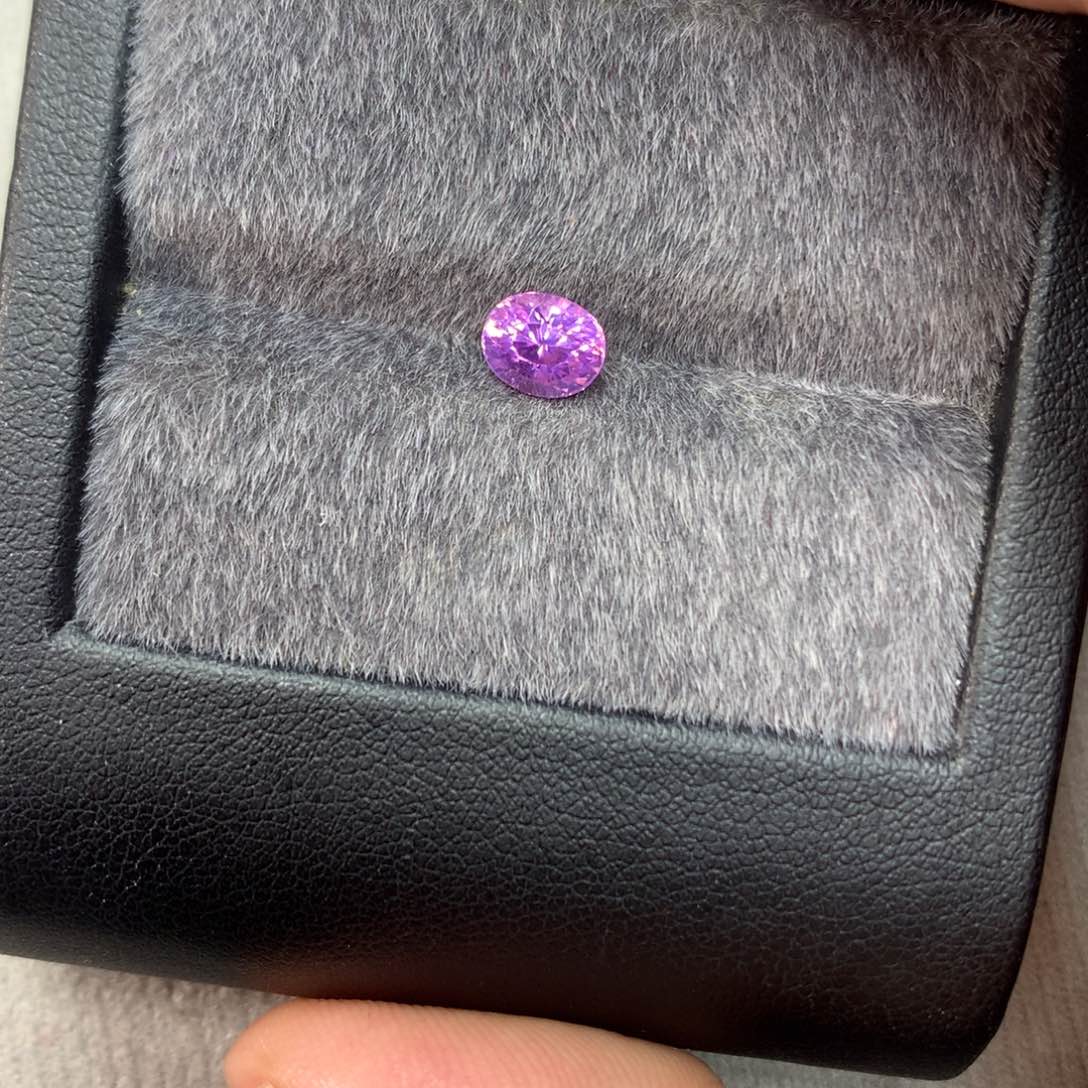 裸石蓝宝石1.13ct无烧薰衣草紫蓝宝CGTL