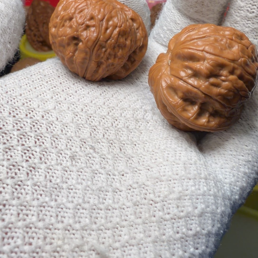 夏***猴吊坠文玩核桃磨盘