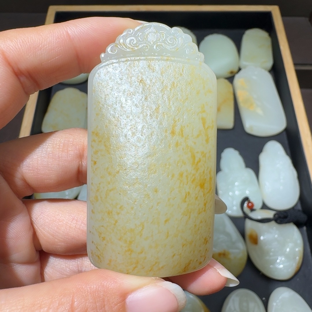 和田玉未镶嵌吊坠(不含链)