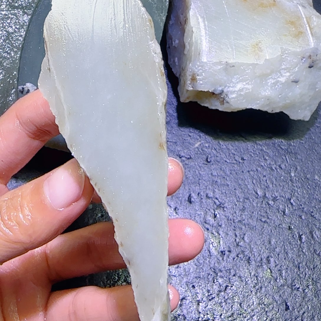 战***神和田玉未镶嵌珠宝半成品