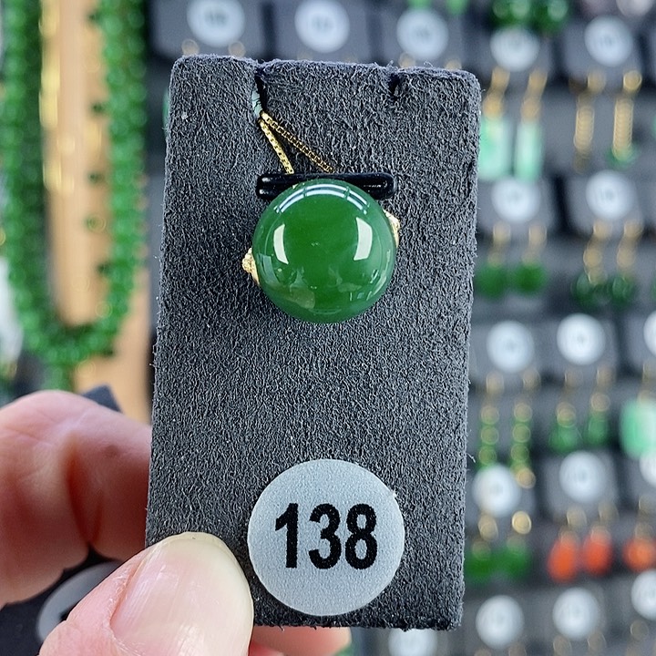 和田玉项链18K金镶嵌