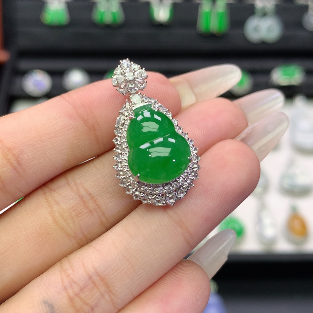 翡翠18K金镶嵌吊坠(不含链)