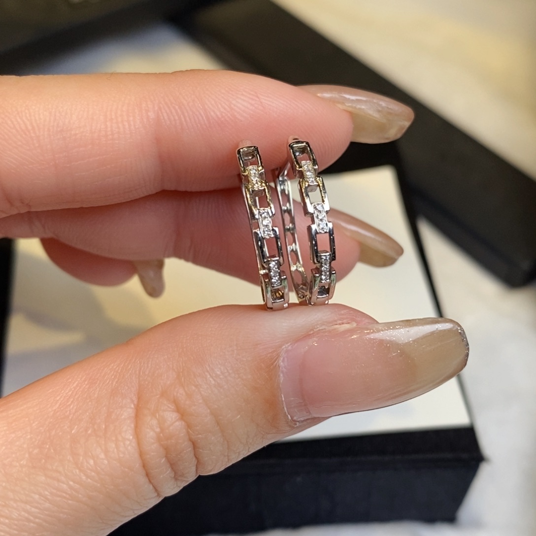 钻石耳饰18K金镶嵌链条款耳扣