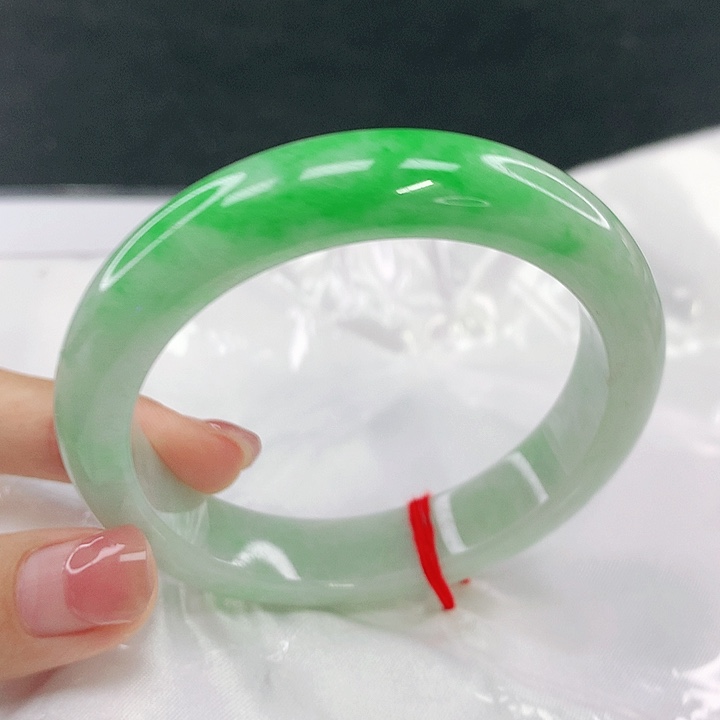 翡翠未镶嵌手镯圈55.5，78016