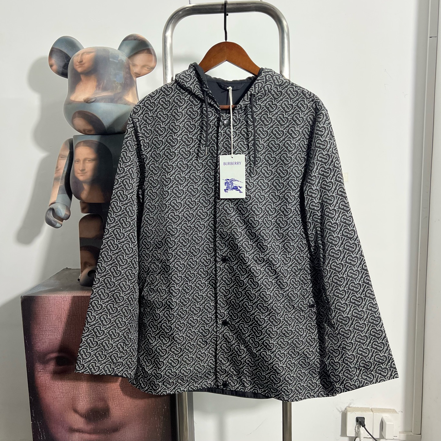 未使用 BURBERRY/博柏利 满印双面冲锋衣 AA0403 M 衣长81 胸围60