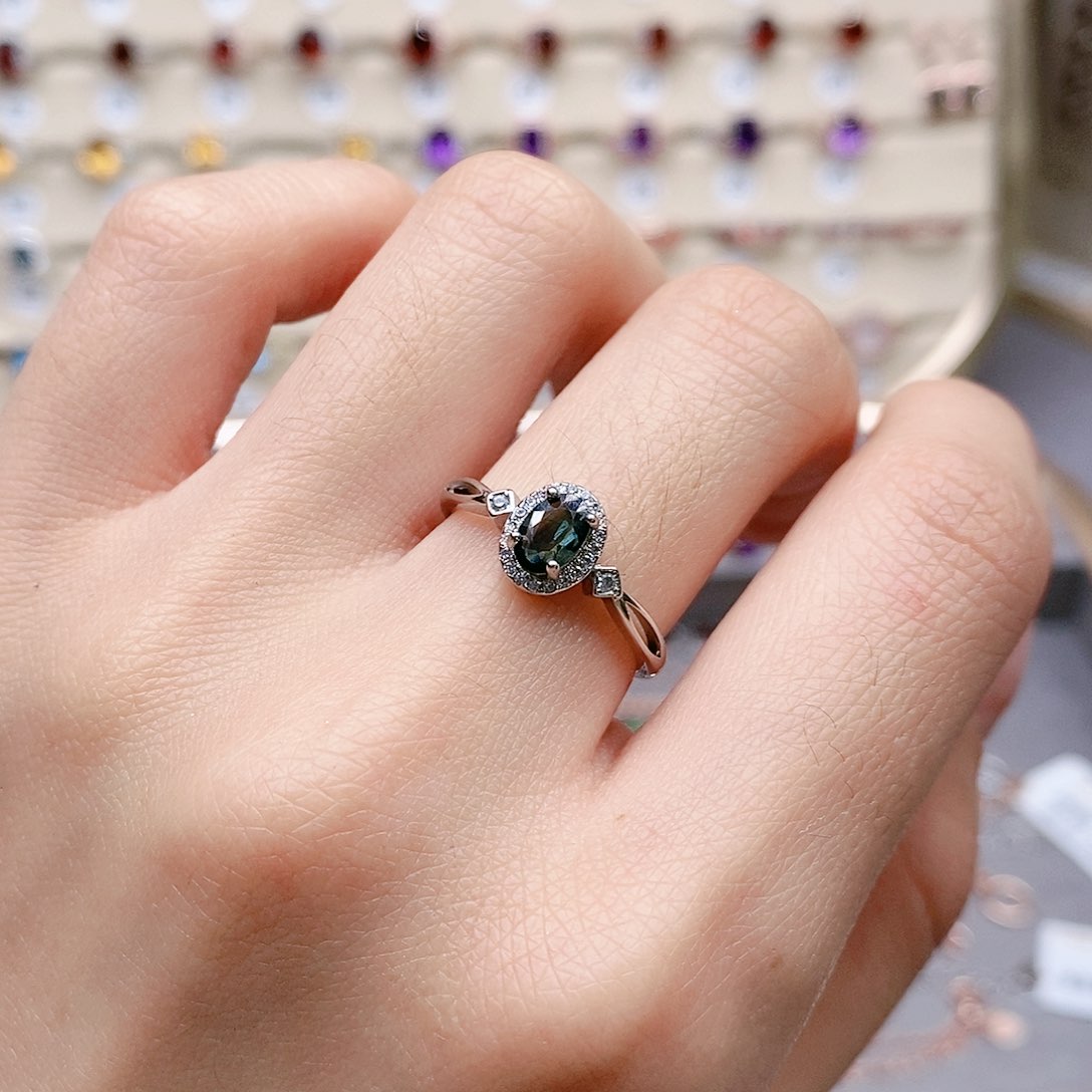 蓝宝石戒指银S925镶嵌戒指