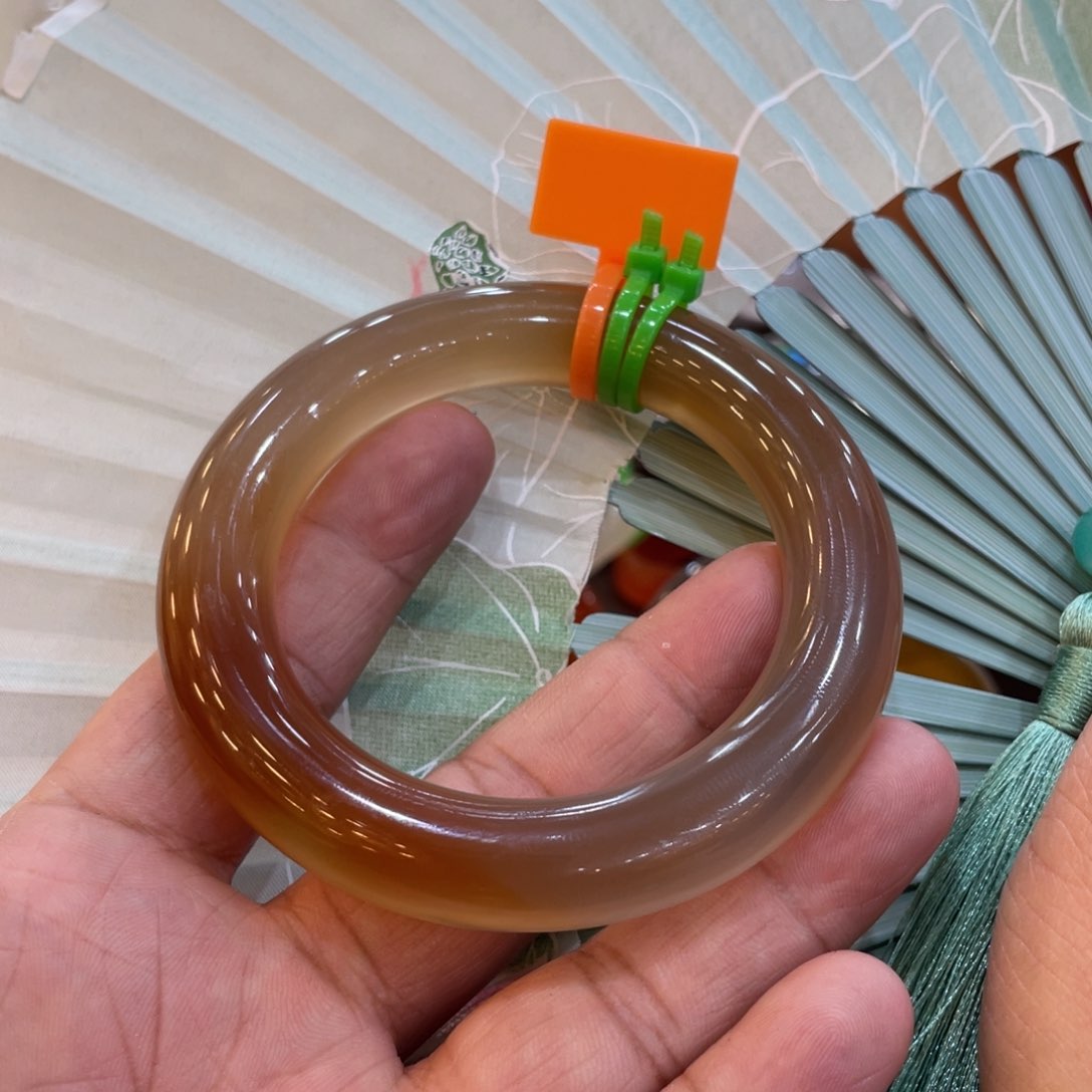 玛瑙/玉髓手镯未镶嵌Z**辰