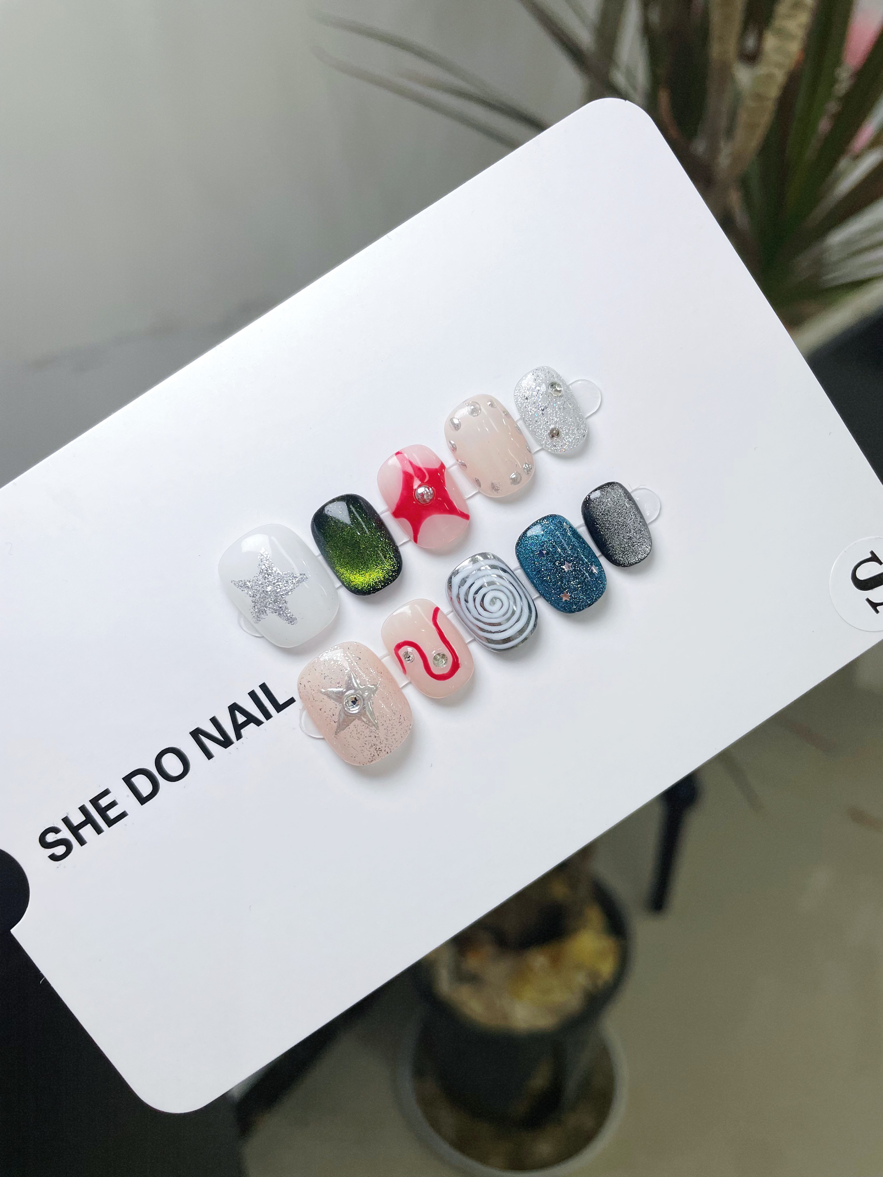 SHEDONail“Girl”摩登中性风小众设计穿戴甲