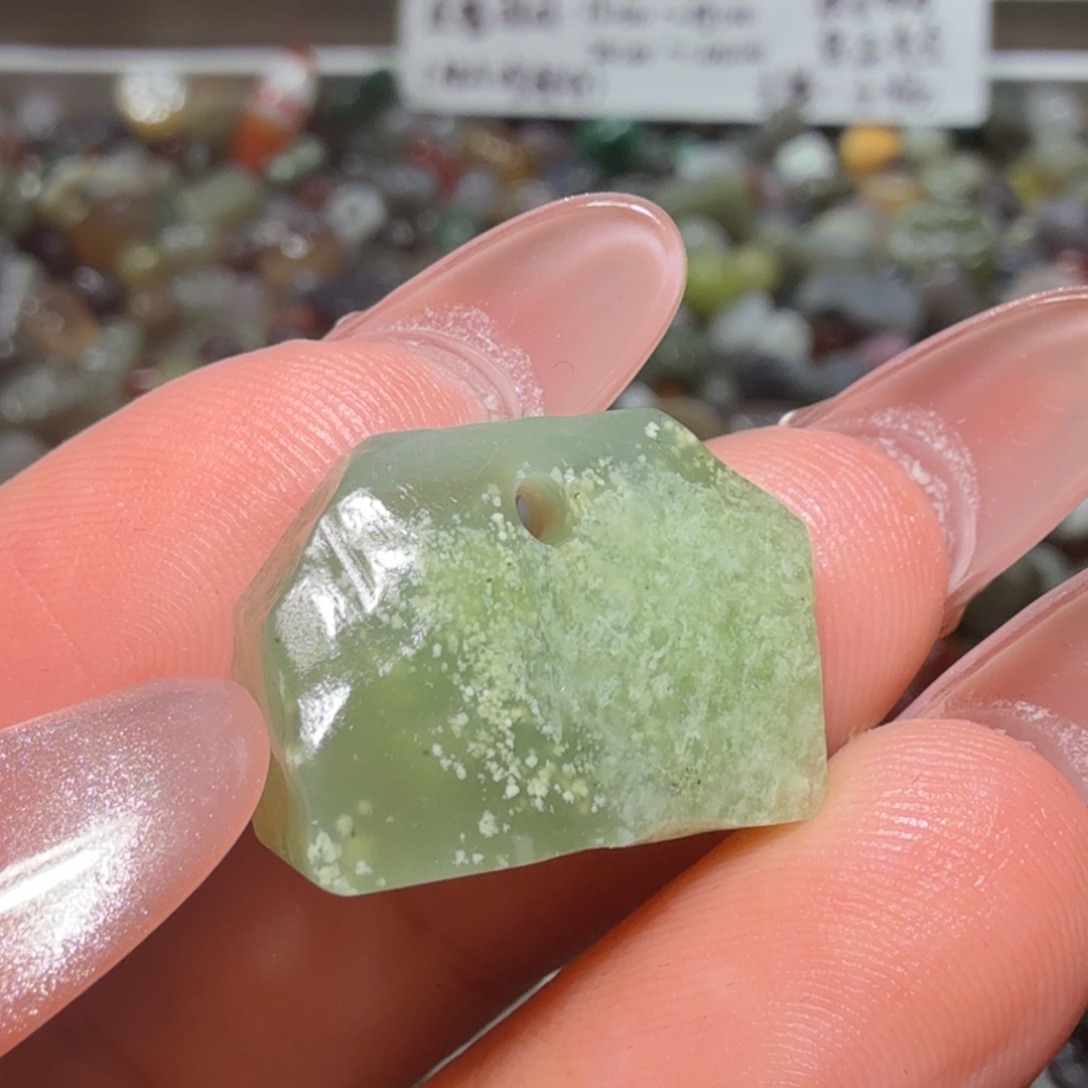 和田玉未镶嵌珠宝半成品