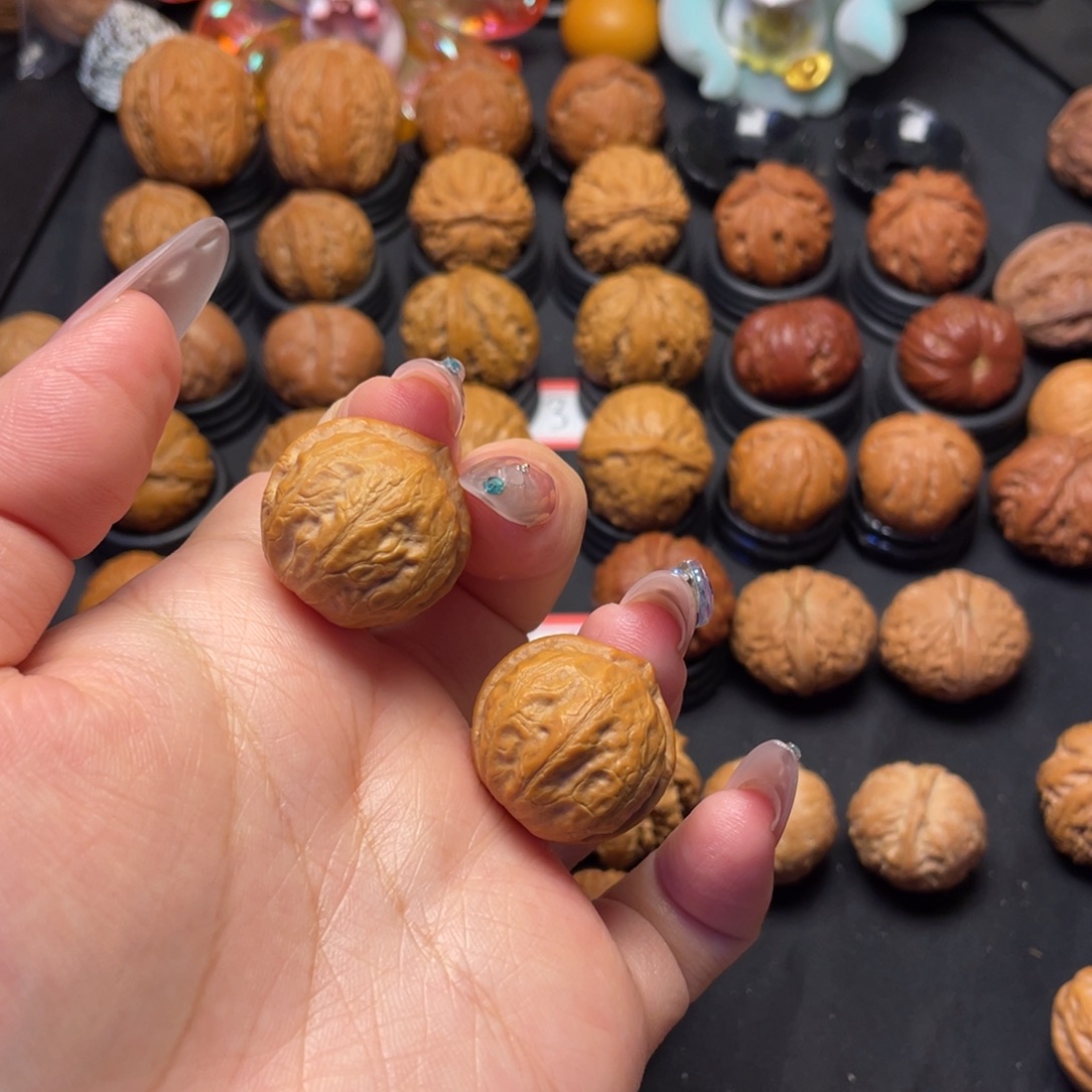 文玩核桃吊坠11号桃心宫灯