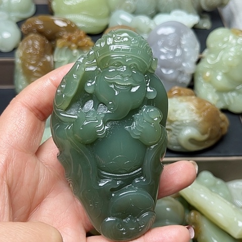 颈饰未镶嵌和田玉峨****)