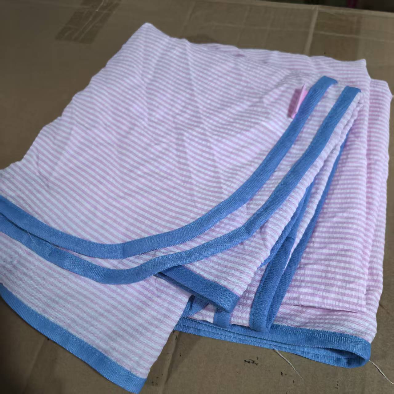 粉色条纹一块布，100*200